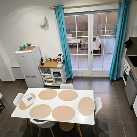 Le Patio St Etienne - Centre Historique - Parking Gratuit